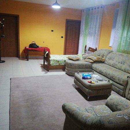 Hotel Albania Golem Zewnętrze zdjęcie